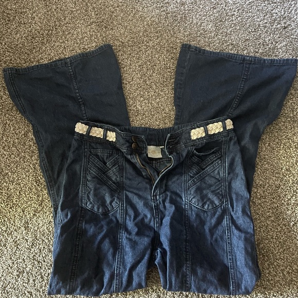 Spell and the gypsy boulevard jeans - Picture 2 of 4